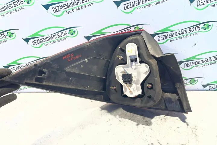 Lampa / Tripla stop dreapta pe aripa Renault Megane 2003