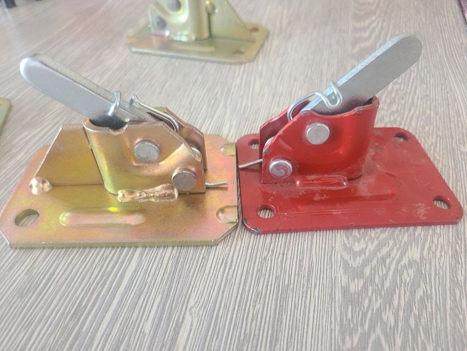 Чироз пружиний зажем