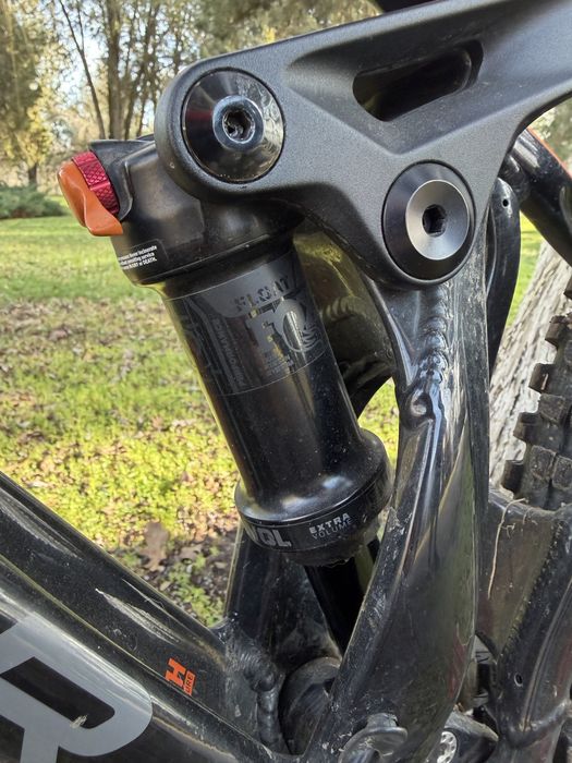 bicicleta full suspension mondraker superfoxy