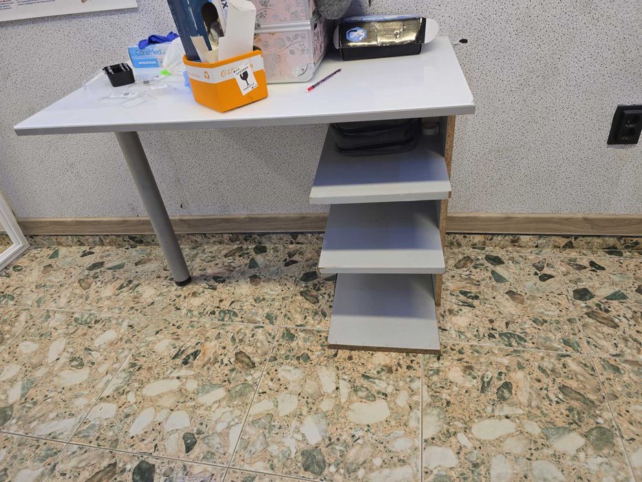 4 бр. Бюра използвани