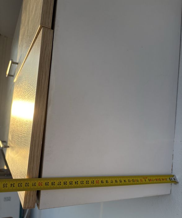 Vand hota Beko cu dulap incorporata cu tub pentru ventilare naturala