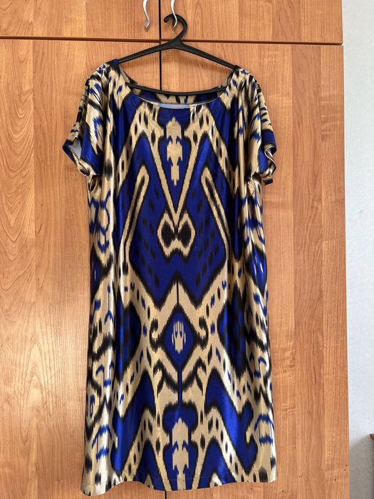 Атласное платье