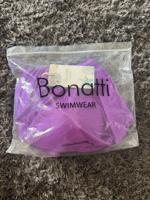 Дамски бански L размер,