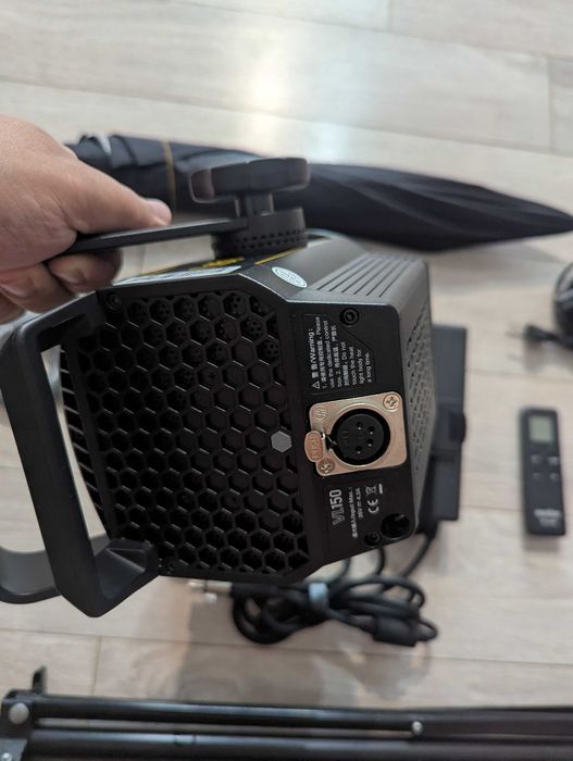 Godox VL150 профессиональный свет.