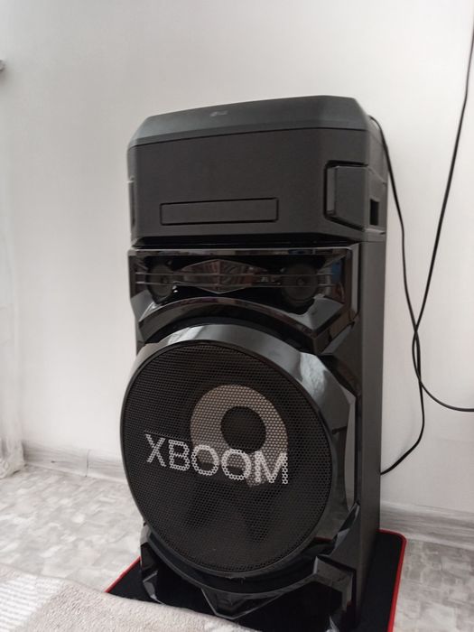 Музыкальный центр продам