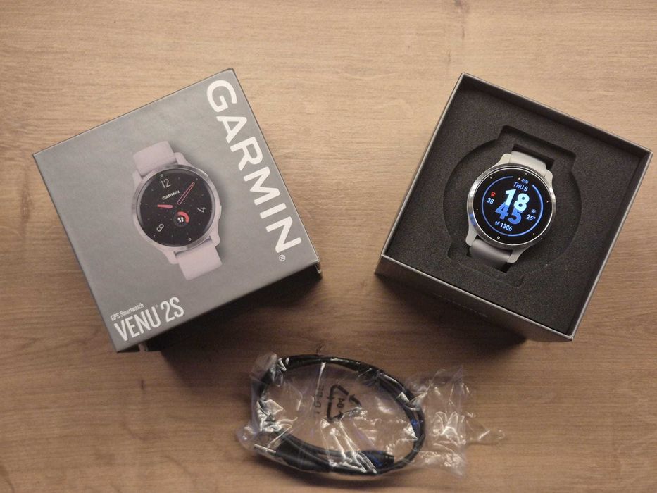 Garmin Venu 2S - Silver Grey