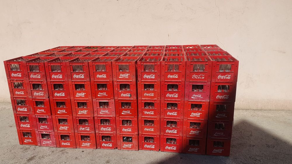 Coca cola  yashik sotiladi 140.000 sōm