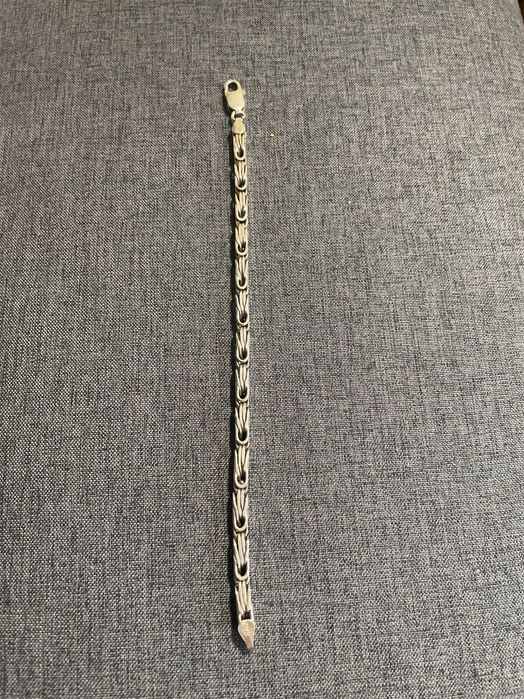 Vand bratari din argint.