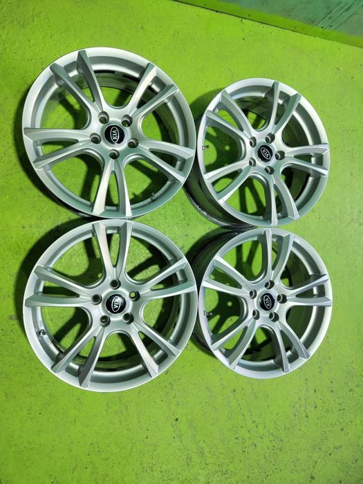 18 5x114.3 Kia Hyundai лети джанти 5х114.3