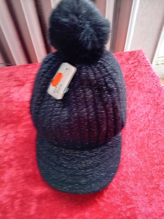 Дам.зимна шапка и шалове