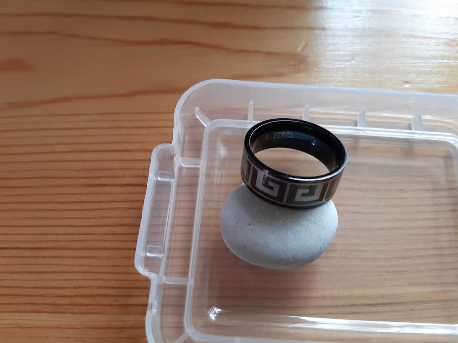 Пръстен от стомана черен