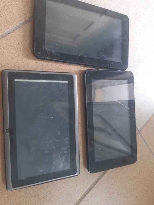 7 tablete defecte