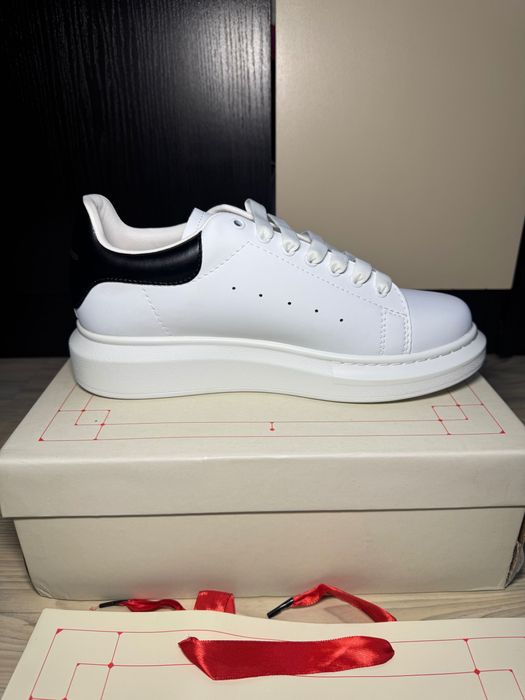 ЧИСТО НОВИ! Alexander McQUEEN Sneakers