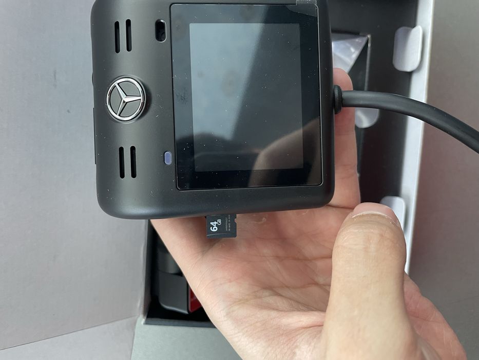 Mercedes-Benz Drive View 4K (видеорегистратор)