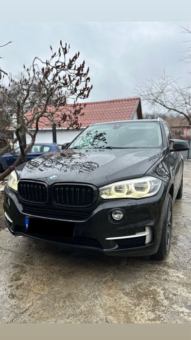 BMW X5 F15 3.0 Diesel 258CP 2014 Full LED HUD Jante 19 Impecabil