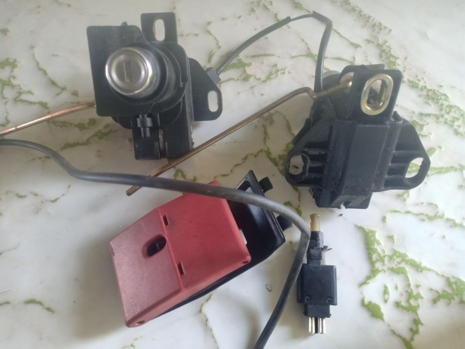 Мерседес.124 Пластик салона.