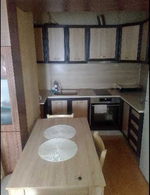 Едностаен  тухлен обзаведен апартамент в квартал Владиславово-Касабова