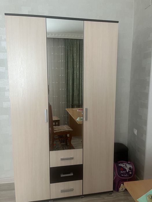 Продается шифоньер