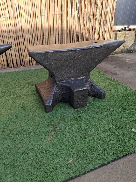 Големи наковални