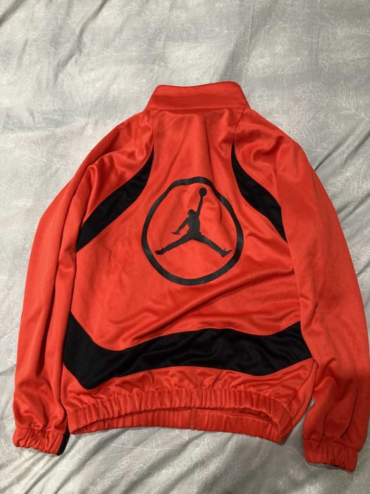 Чисто ново спортно горнище с етикет, Air Jordan, размер S