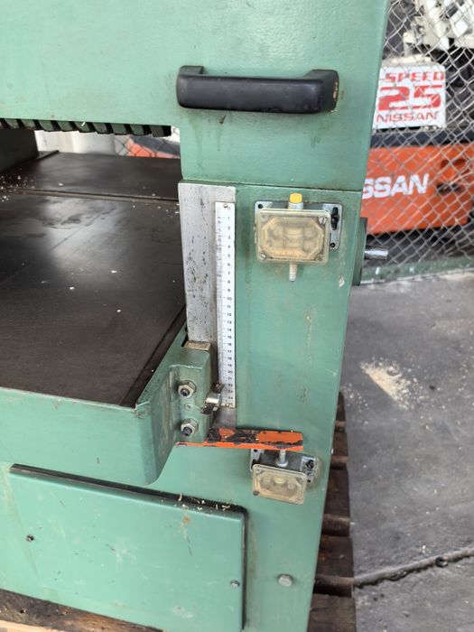 Щрайхмус на 630 мм с 4 ножа авт качване и сваляне на плота, casolin