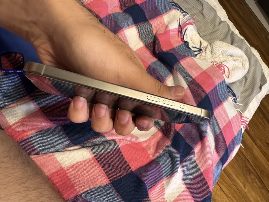 Обмен iPhone 16 Pro Max на Z Fold 6