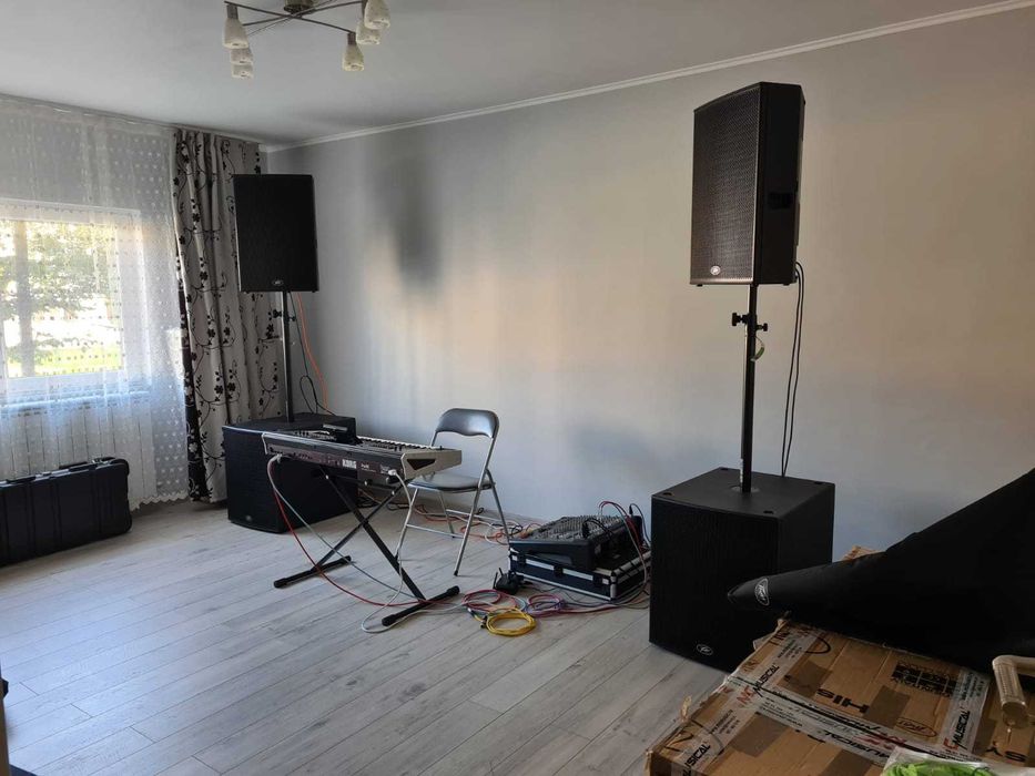 Pereche boxe basi activi Peavey Hisys H18 2x1000W RMS Made in ITALY!!!