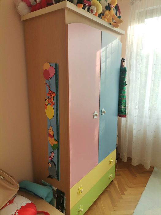 Гардероб, скрин, детско легло обзавеждане за детска стая