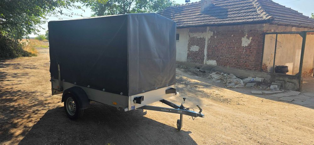Продавам Ремърке Humbaur 750кг