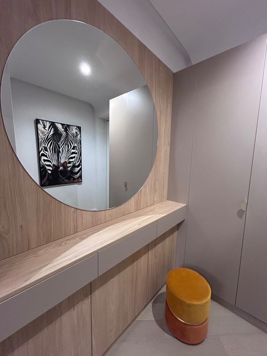 Inchiriez apartament Cortina126