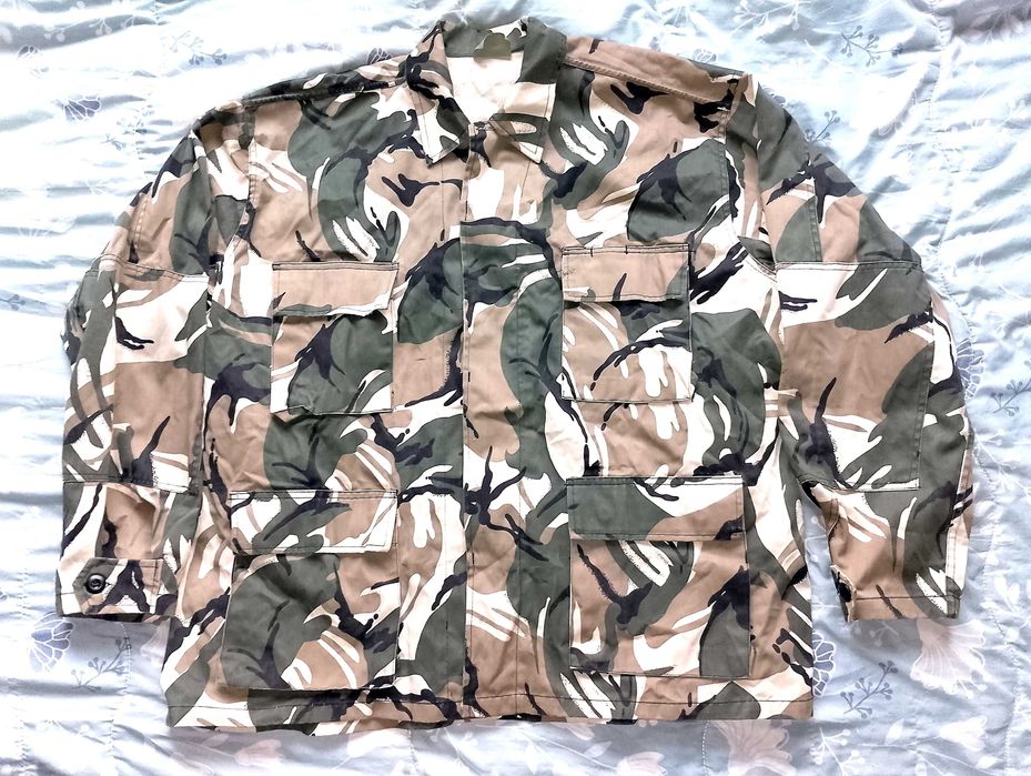 Камуфлажни Военни Дрехи Яке Панталон Елек - ИЗБОР