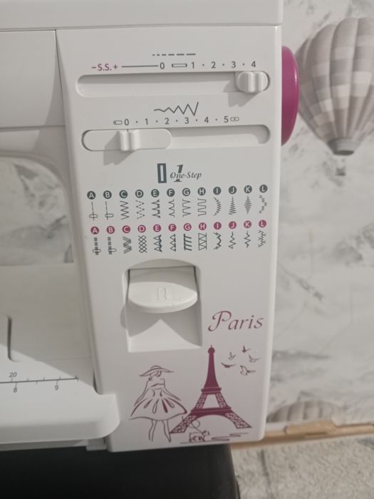 Швейная машинка новая