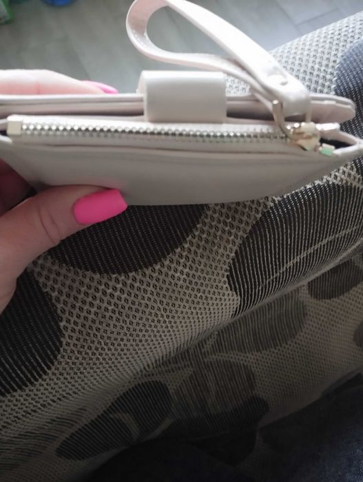 Нов дамски портфейл