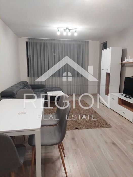 Дава се под наем Двустаен апартамент в Варна, Младост 1 - 87 кв.м за 612 € - Снимка #2