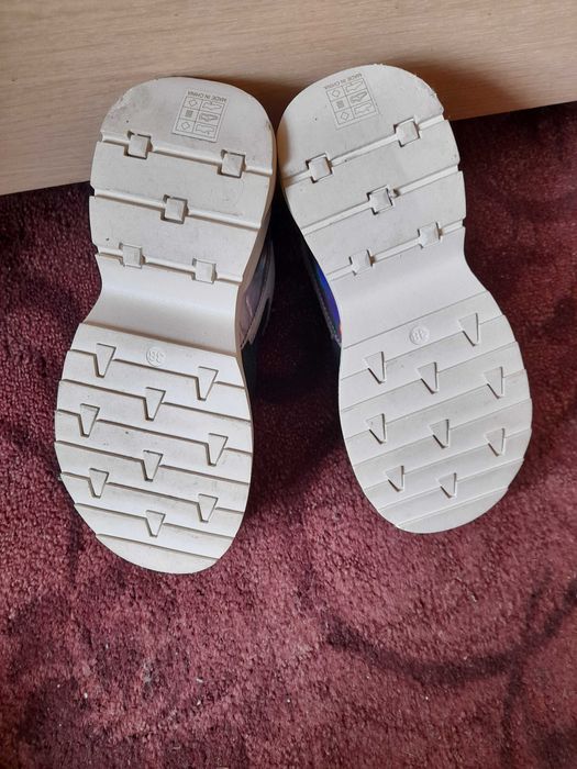 Спортни обувки  -нови!