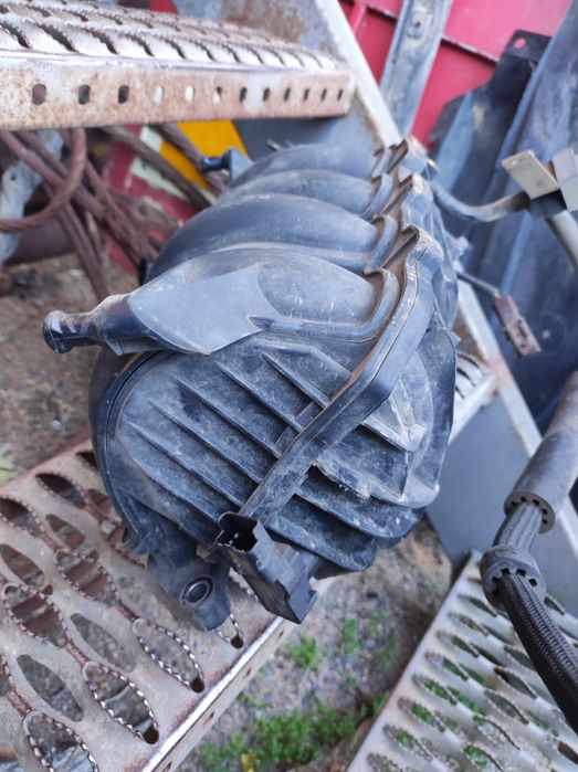 Всмукателен колектор  за Пежо-207,1.4,16V-95 к.с.