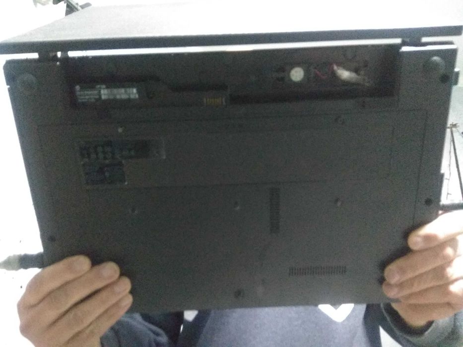 Лаптоп HP650 двуядрен с 2GB DDR3 / 500GB HDD / с възможност за ъпгрейд