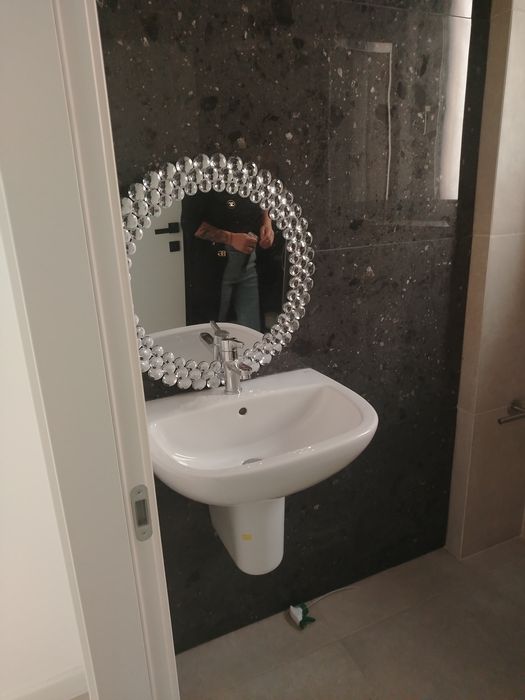 Închiriez apartament nou 2 camere visoianu