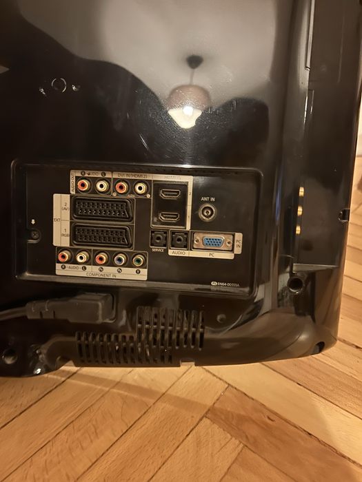 Samsung tv model LE26R81B