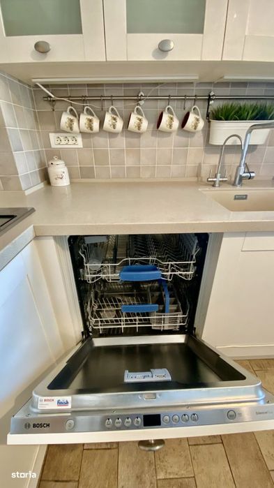 Apartament Aviatiei cu lift, decorat designer, prima inchiriere, utila