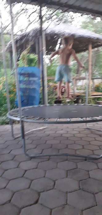 Продам батут детский