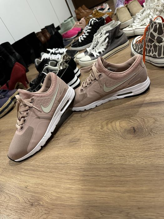 Incaltaminte marimea 41