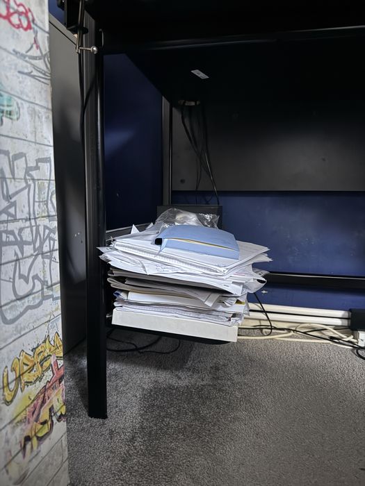 Birou de Gaming Ikea