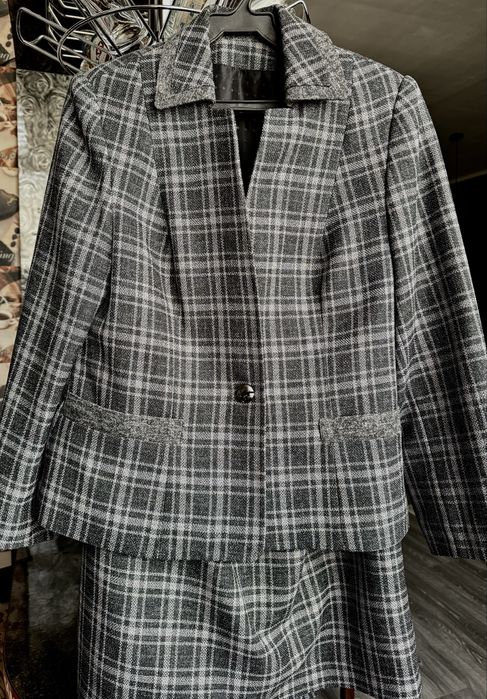 Очень нарядная офисная одежда