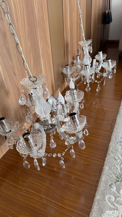 Set 2  candelabre si aplica.