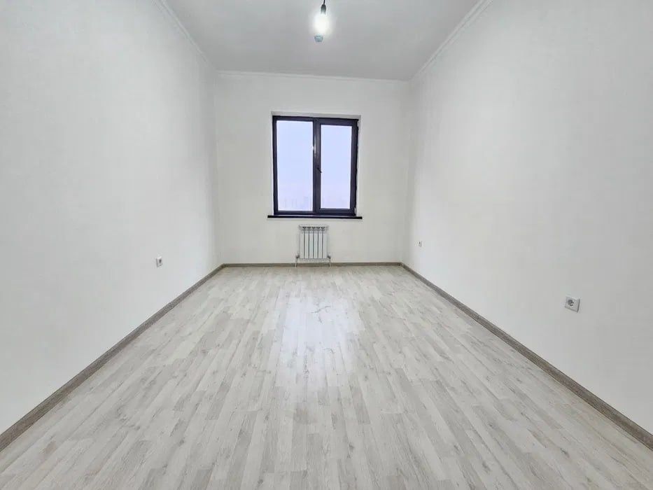 Янги Дархон 2. 2/12/16 55 м² Сергели продаётся квартира