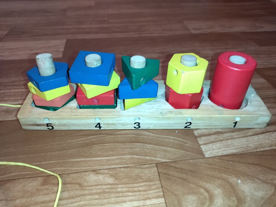 Продам развивающие игрушки в хорошем состоянии