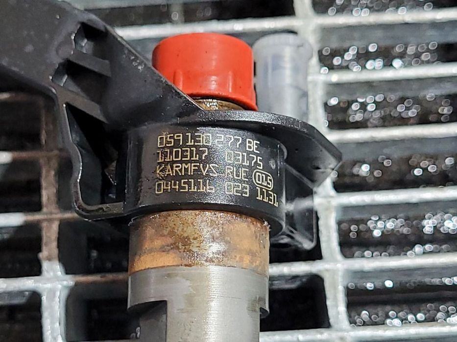 Injector Volkswagen Touareg 7P 3.0 TDI 2010 - 2014 204CP CASD (1109) Diesel 0445116023