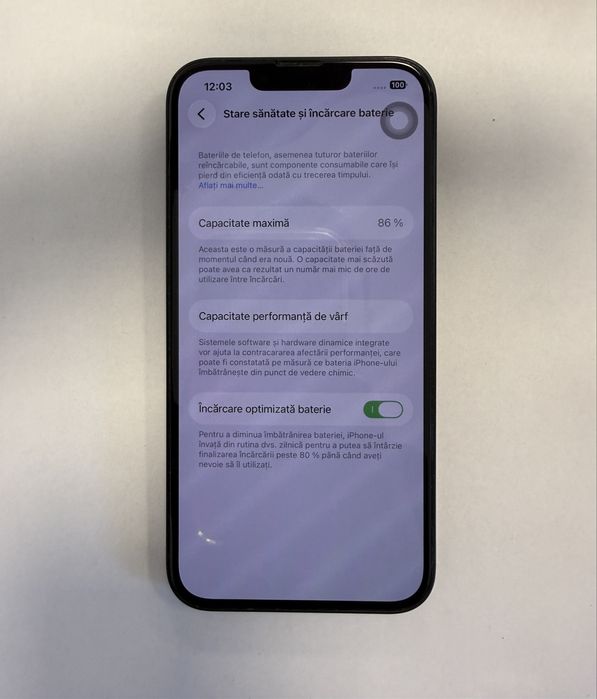 Vând Iphone 13 Negru  - 128 gb