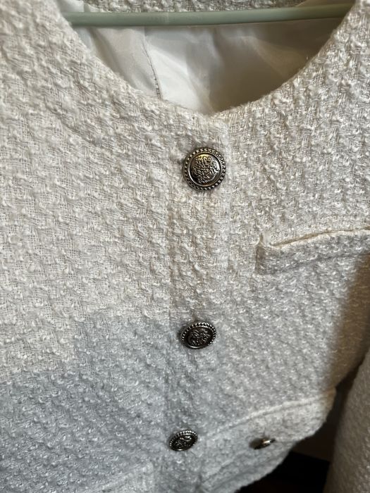 Твидовый белый пиджак